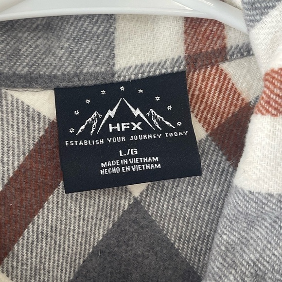 Croft & Barrow Plaid Utility Jacket - Gray and Brown - Picture 7 of 8